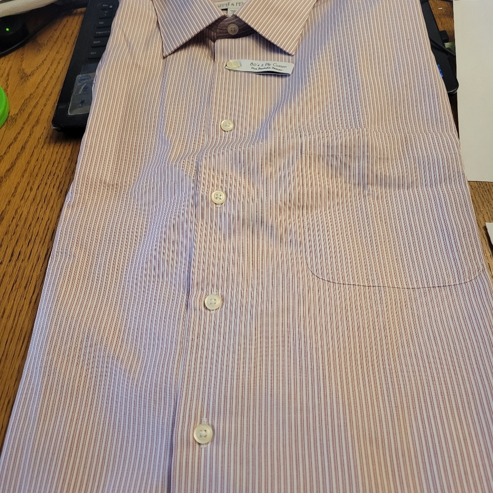 Man's  Shirt - Picture 3 of 7